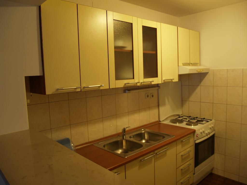 Apartments Pharia Єлса Номер фото